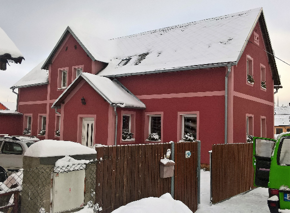 zaměření domu bezvěrov